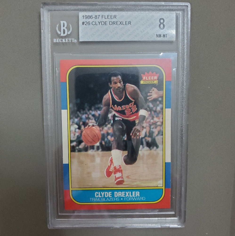 1986-87 Fleer #26 Clyde Drexler NM MT 8 Blazers